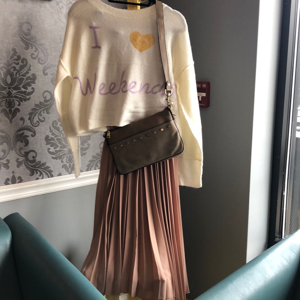 Perfect weekend brunch or daytime event outfit!